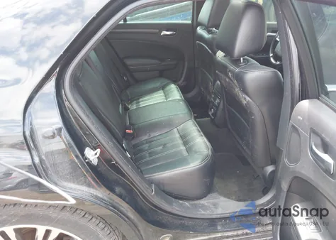 2012 Chrysler 300 S V6 z USA, uszkodzony, nr VIN 2C3CCABG3CH256917